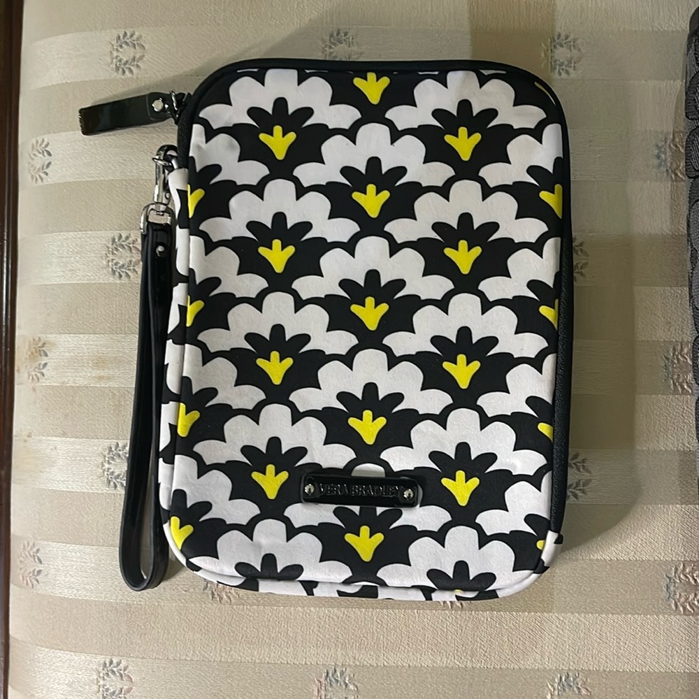 Vera Bradley Padded Small Tablet Holder Etc NWOT